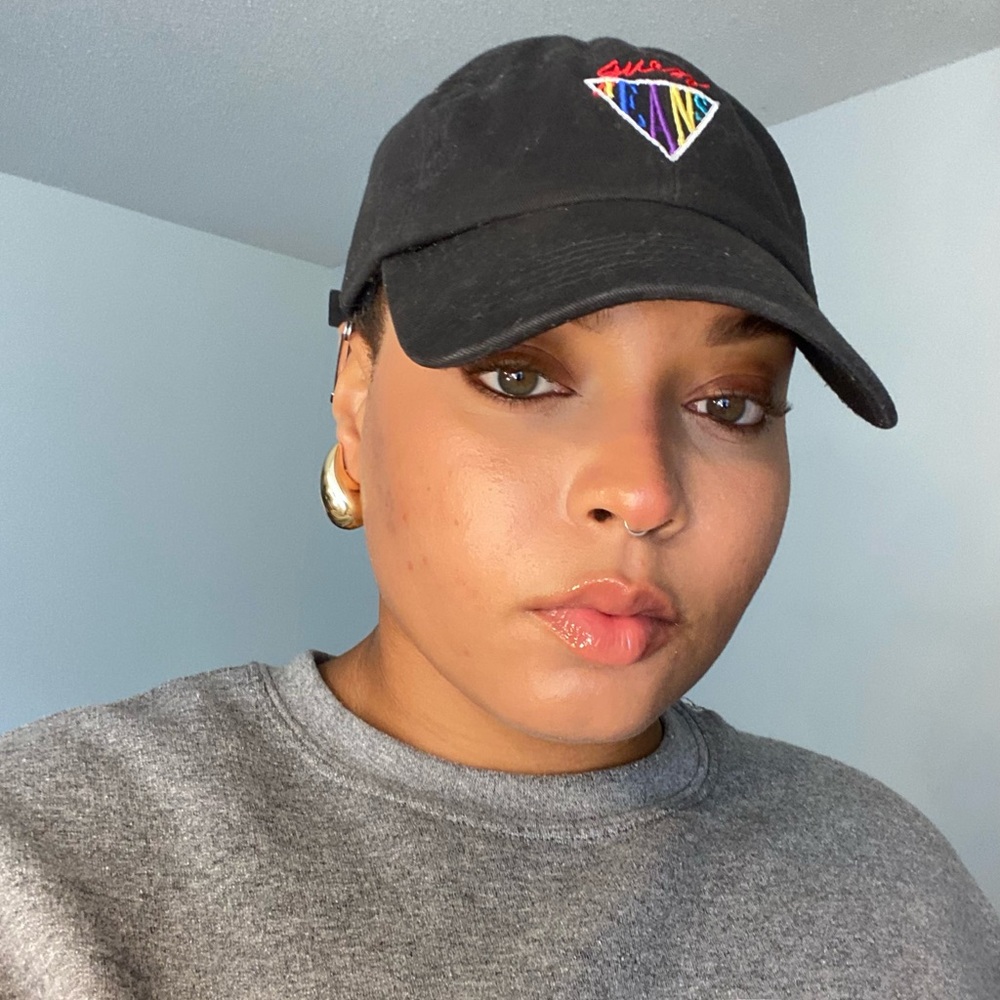 Meet your Posher, Kendra